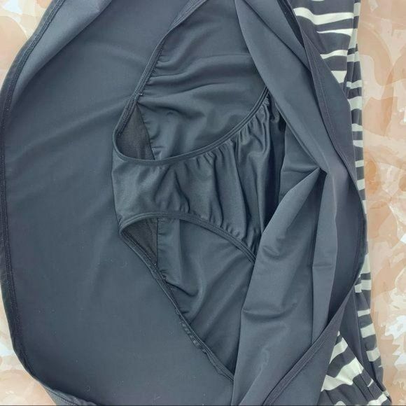 Lane Bryant Woman's Plus Size Black Skort‎ Bikini Bottom Swim Shorts Size 22 - Picture 4 of 6